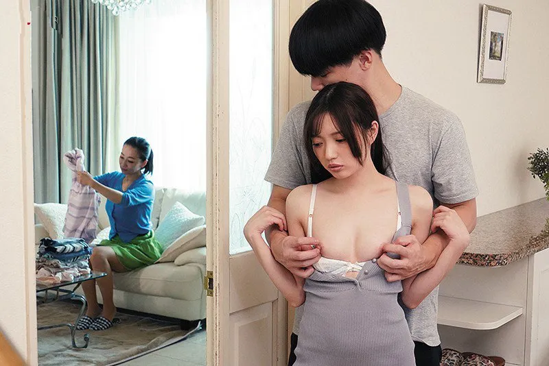 Anh trai muốn em kế làm người tình của mình